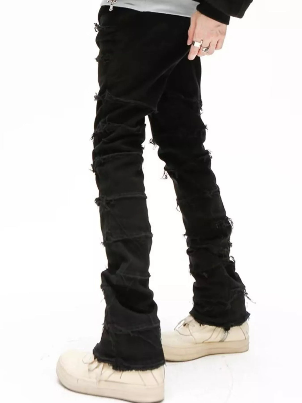 Slim Fit Frayed Hem Jeans