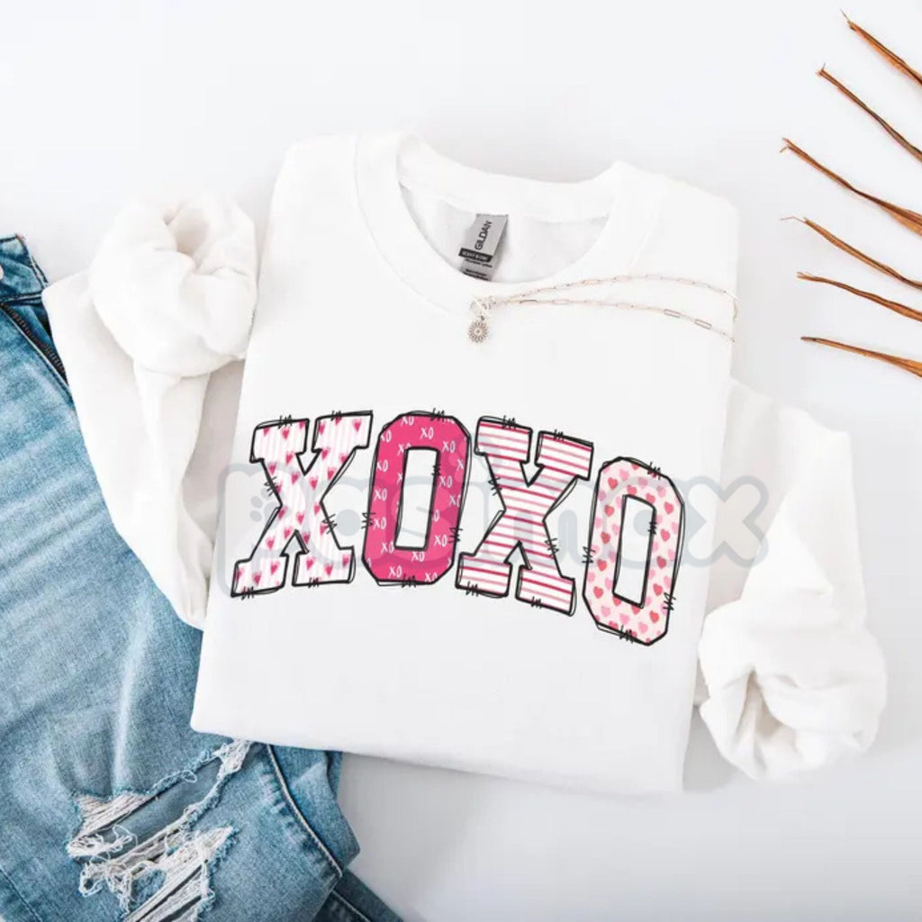 XOXO Women's Sweater Retro Valentine Crewneck
