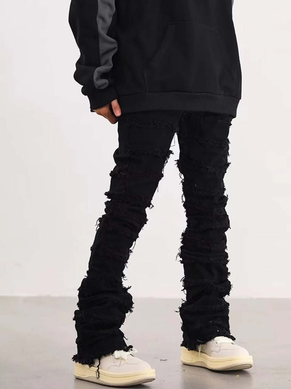 Slim Fit Frayed Hem Jeans