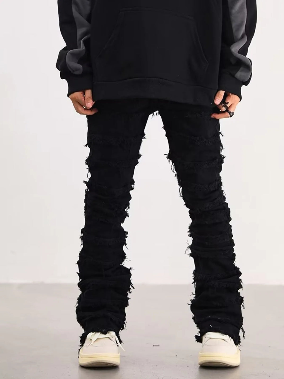 Slim Fit Frayed Hem Jeans